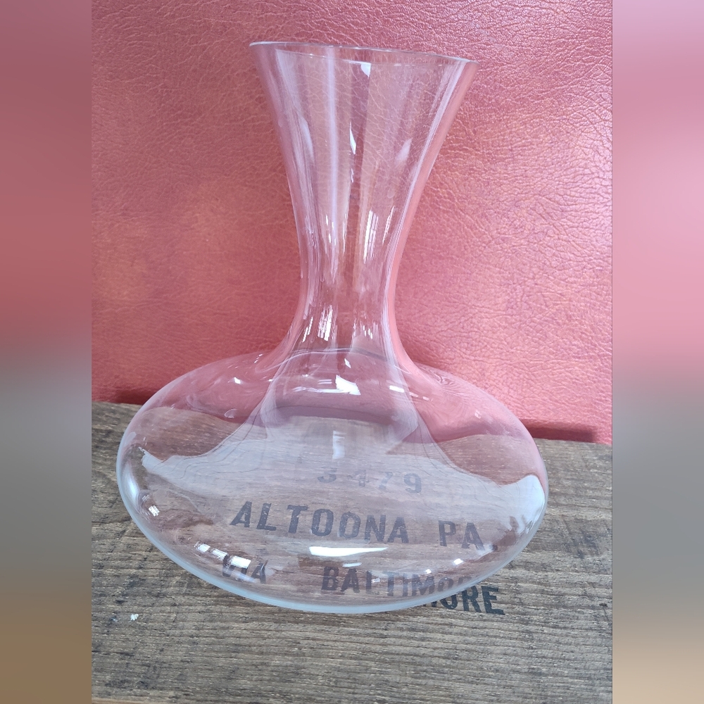 Schott Zwiesel Elegant Glass Decanter